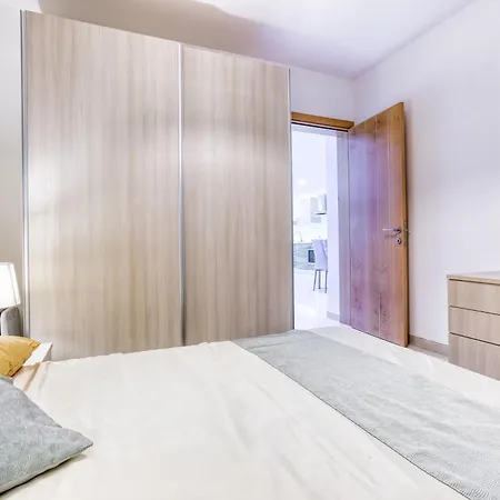 Stylish 1br With Private Balcony In Qawra By 360 Estates Apartament St Paul's Bay